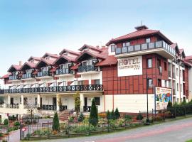 Hotel Continental: Krynica Morska şehrinde bir otel