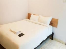 Hotel Ganesh Pashu-Patinath inn Gorakhpur AC OR NON AC ROOM UP, hotel a Gorakhpur