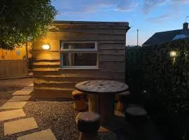 Seaside garden with hot tub