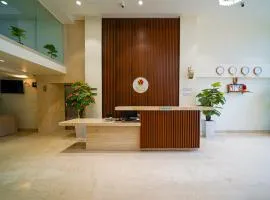 Open Hotel by Olive - Tulips Inn and Suites