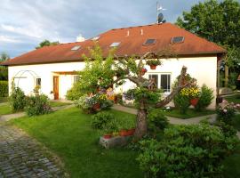 Ubytování Poustka, hotel en Františkovy Lázně