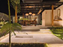 Villa Anvaya, vila v destinaci Pasuruan