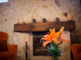 Casa Rural Casona la Beltraneja, séjour à la campagne à Belmonte