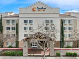 Comfort Suites