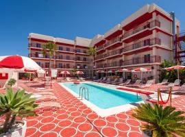 Romeos Ibiza - Adults Only, pet-friendly hotel in San Antonio Bay