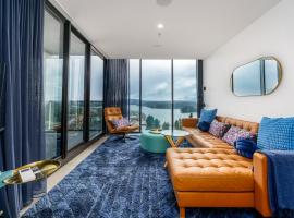 Luxury 1BR Apt with Lake Views in Belconnen - Hosted by Canstay, hotel in Belconnen
