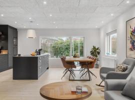 Stylish villa in Vejle near Legoland -4 bedroom Incl Towels and bed linens, hotel i Vejle