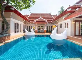 Naka Villa at Pratumnak