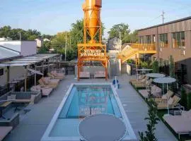 The Myriad Hotel Louisville, Tapestry Collection by Hilton