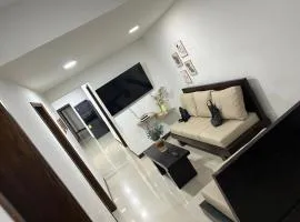 9 Bedrooms house