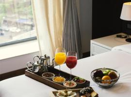 Grand Mirage Dhanbad, a member of Radisson Individuals, hotel with parking in Dhanbād