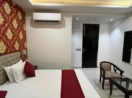 Hotel Ganga Grand Rishikesh # Parking # Lift # Restaurant # Near Ghat # Property of the Year