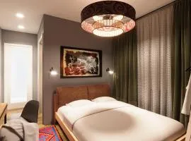 Sandyk At-Bashy Hotel