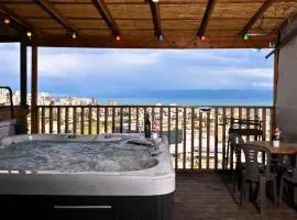 נופש תות - דירת אירוח בלב טבריה עם ג'קוזי ספא