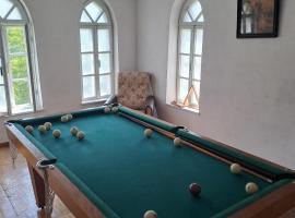 Калина, hotel in Deneshi