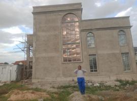 Amber Villas, hotel na plaži u gradu Galu