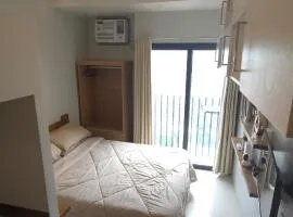 Ohana Suites 2 Studio Lot 8 Condo Near Ayala Cebu City with fast Wifi and Netflix