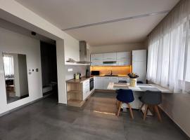 Gamma Apartmanok és Jakuzzi, hotel en Miskolctapolca