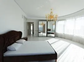 Golden Apartments of Arcadia