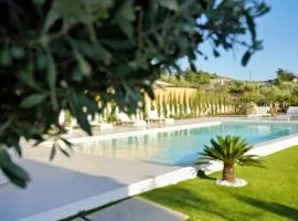 ACQUA PETRA Pool Villa & Suites