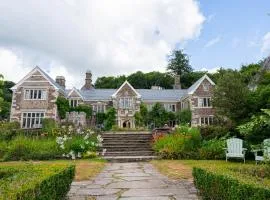Lewtrenchard Manor