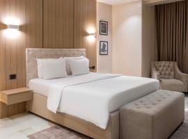 George Residence TLC, hotel u gradu Leki
