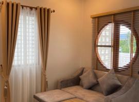 เพชรไพลินรีสอร์ทสามร้อยยอด, hotel en Sathani Sam Roi Yot