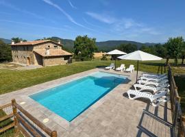 Mas Ca la Rossa, holiday home in Sant Miquel de Campmajor