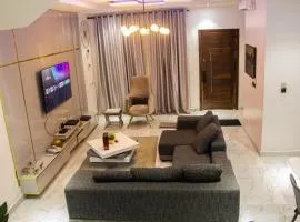 Spacious 4 Bedroom With Fast WIFI 24hours Light and Secured, Close to Lekki Conservation