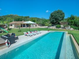 Owl Booking Villa La Rafal - Luxury Retreat with Mountain Views, hotel in El Port
