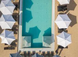 CE Plaza Hotel