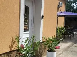 Megyeház Apartman
