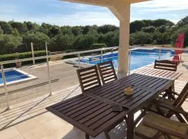 Ferienhaus auf der Insel Vir, 2 Pools, sehr privat, ideal für Familien
