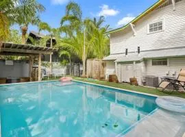 Modern 2BR 1BA Oasis Heated Pool N Downtown