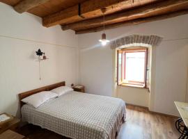 Rooms Poli Luce - Room Jurina, hotel v destinaci Gračišće