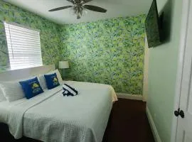 Duval Street Suite with pool