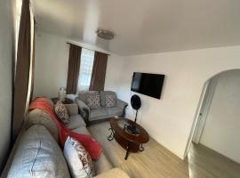 Caribbean Dream Vacation Property 8, hotel u gradu Reduit