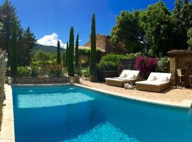 La Bastide, hotell med parkering i Plan-de-la-Tour