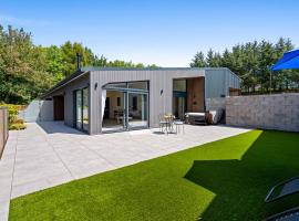 The Wren - Luxury Retreat, &xi;&epsilon;&nu;&omicron;&delta;&omicron;&chi;&epsilon;ί&omicron; &mu;&epsilon; &upsilon;&delta;&rho;&omicron;&mu;&alpha;&sigma;ά&zeta; &sigma;&epsilon; Abergavenny