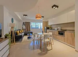 Fliphaus Mansion Mitre 'A' - 4 pax Duplex Gym & Jacuzzi