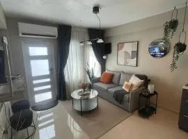 MV Hideaway - 4 Guests - 5 min airport and beaches - 2 AC
