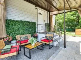 2 Mi to The Marketplace Spring Valley Apartment