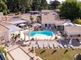 Le Mas des Mathes, Chambres d'hôtes, Studios, Hotel in Les Mathes
