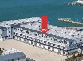 Brand New Condo With Amazing Bay Views!