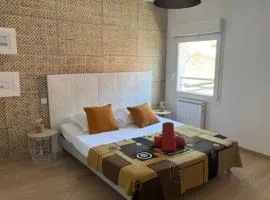 Stylish apartment - Isle-sur-la-Sorgue