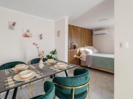 Casa Aidonis, hotel with parking in Acharavi