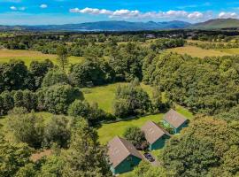 Foxglove Cottages, khách sạn ở Drymen