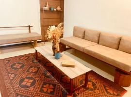 Bees Airport Hotel, hotel com banheiras de hidromassagem em Katunayaka