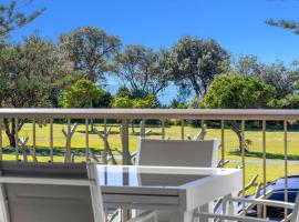 Sunrise by the Sea 1 - Oceanview Apartment, hotell sihtkohas Kingscliff