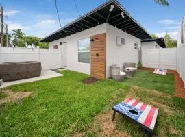 Modern Apt Near Las Olas Beach